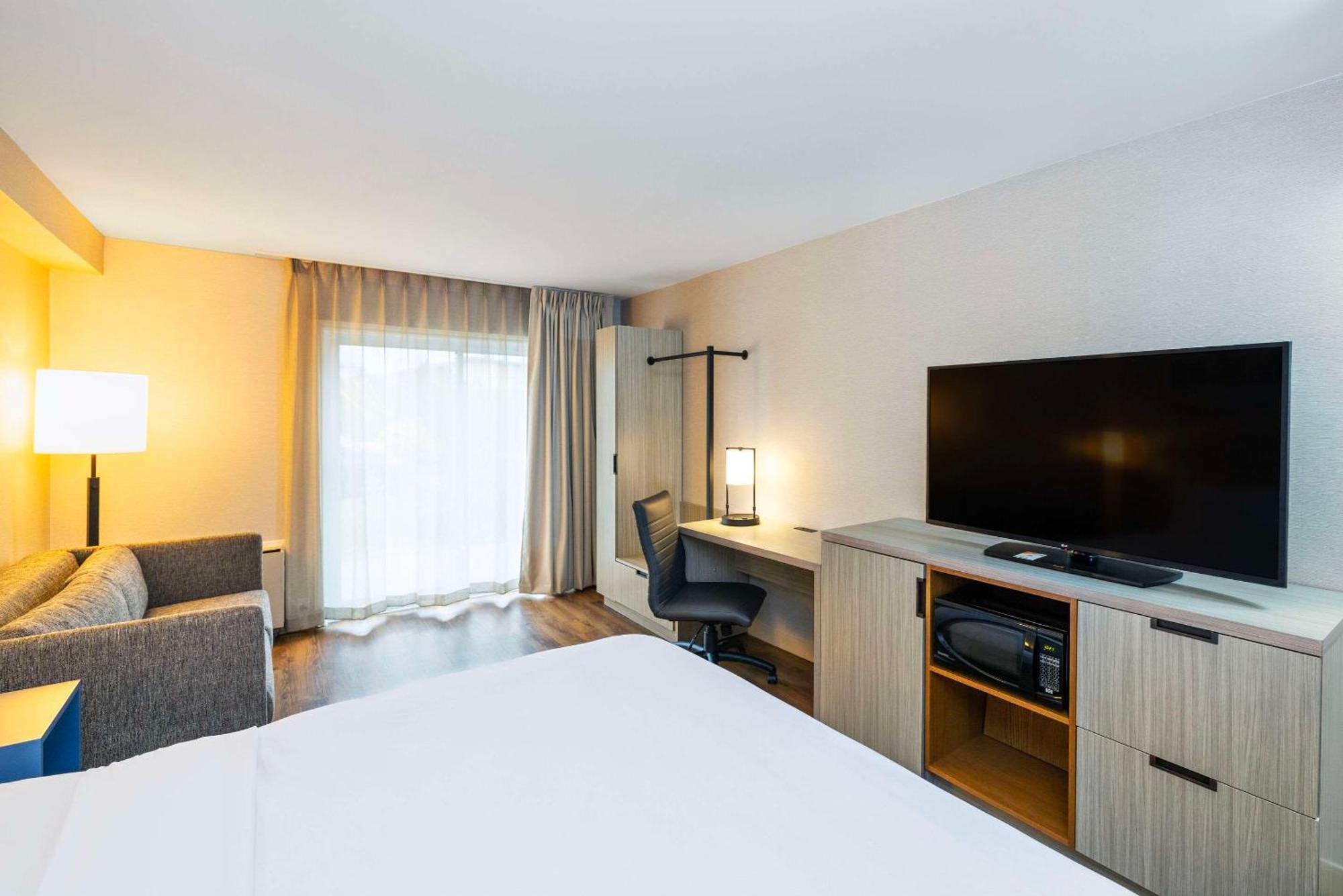 Comfort Inn East Moncton Eksteriør bilde